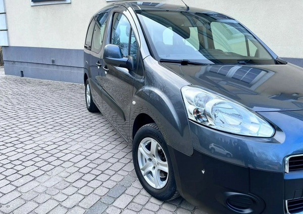 Peugeot Partner cena 29900 przebieg: 168000, rok produkcji 2014 z Lipno małe 631